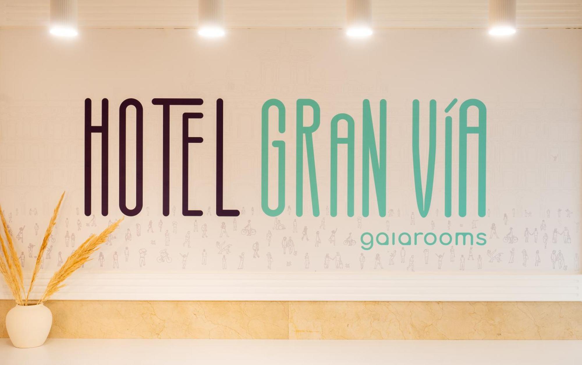 Hotel Gran Via By Gaiarooms Саламанка Екстериор снимка